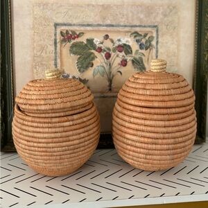 basket Storage with lid Rwanda 8 Inch Handmade Africa 2